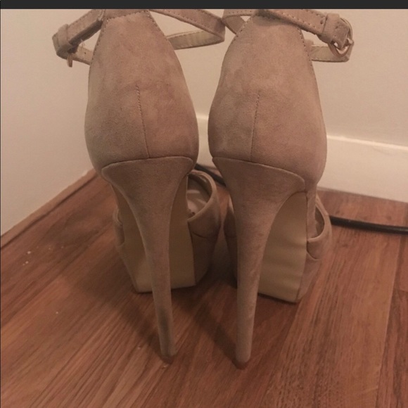 Suede heels - Picture 3 of 4